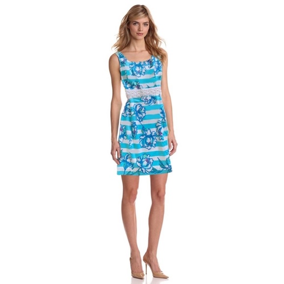Lilly Pulitzer Serena Dress Shorley Blue Tossing The Line - Picture 3 of 13